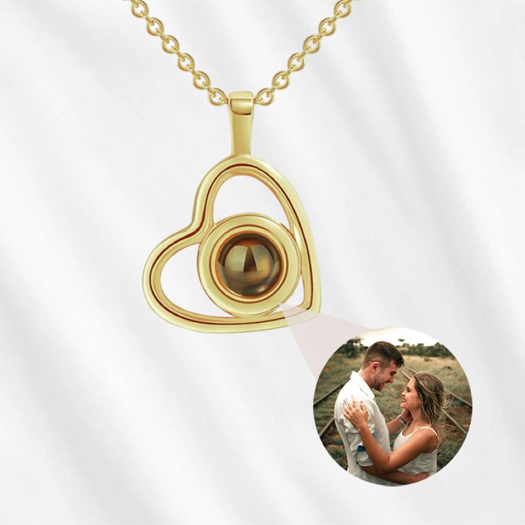 heart projection necklace